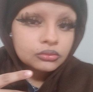 Meet your Posher, Georgia